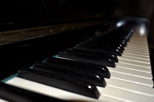 Lekcje pianina - indywidualne zajęcia w Moblnej Szkole Muzycznej.